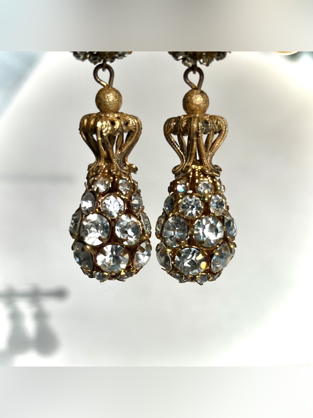 Signed | Miriam Haskell Vintage Drop Gold Rhinestone Screw-Back Earrings - Picture 2 of 13
